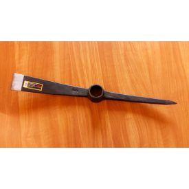 Csákány üvegsz. nyéllel hegy-lap. 2,5 kg