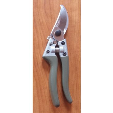 Metszőolló Worth 1081 Ergonom jap.acél 21 cm